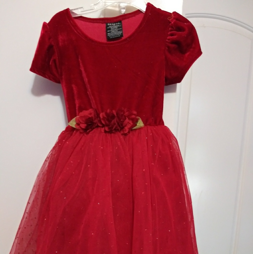 Red dress Girl